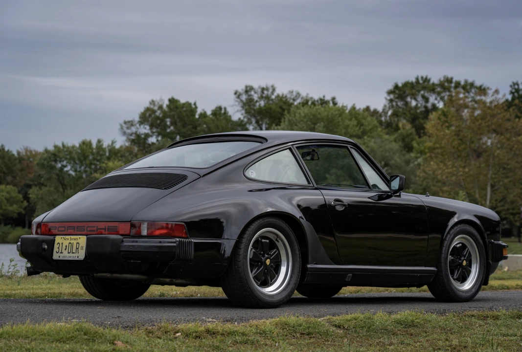 1984 Porsche 911 Carrera 3.2 - Image 6 of 31