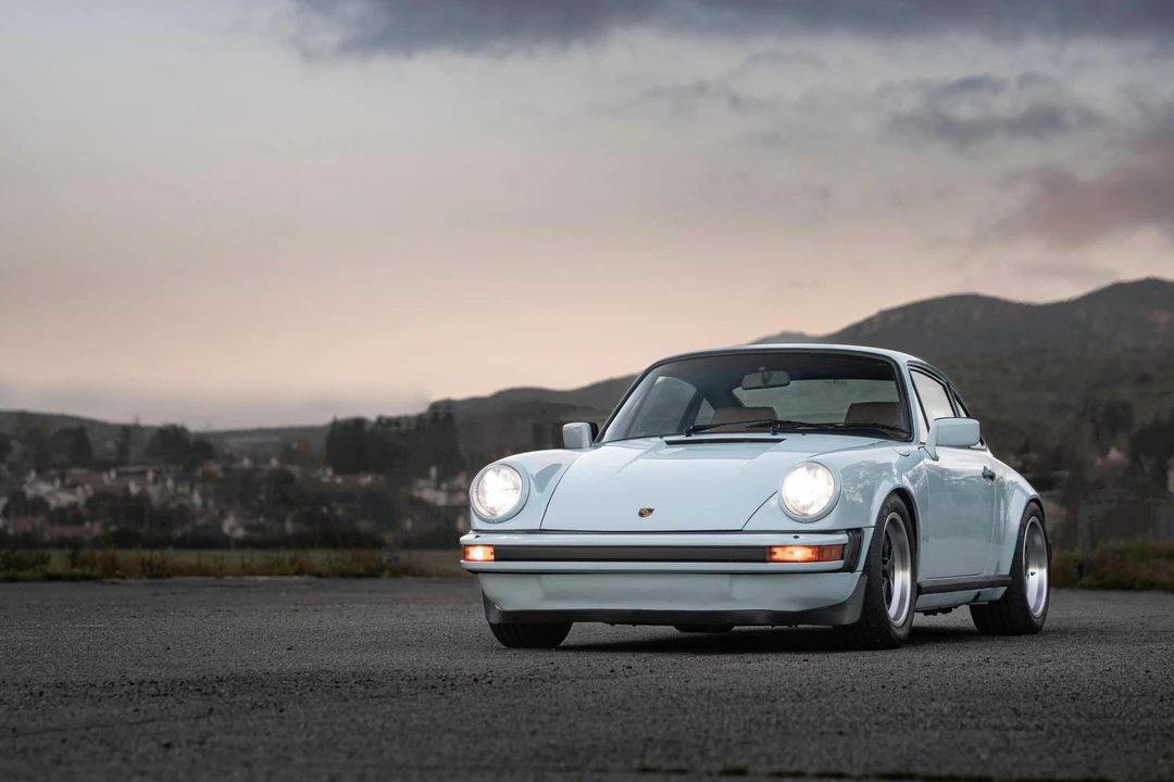 1984 Porsche 911 Carrera 3.2 - Image 5 of 31