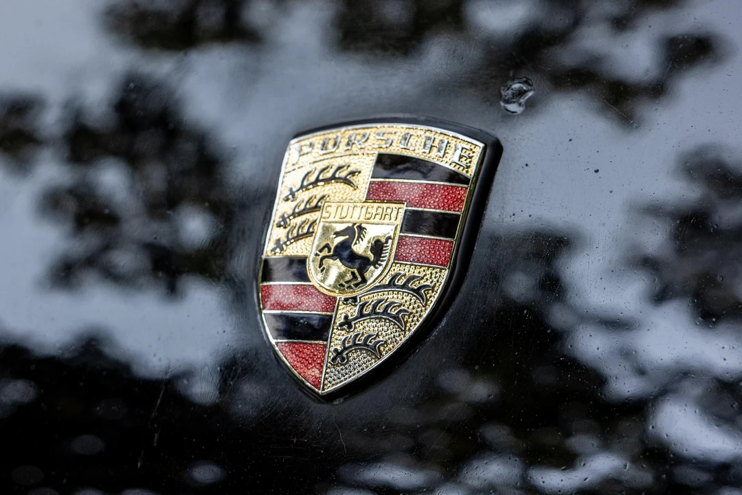 1984 Porsche 911 Carrera 3.2 - Image 9 of 31