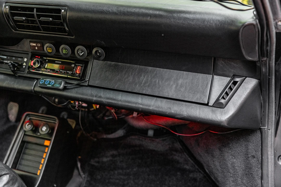 1984 Porsche 911 Carrera 3.2 - Image 31 of 31