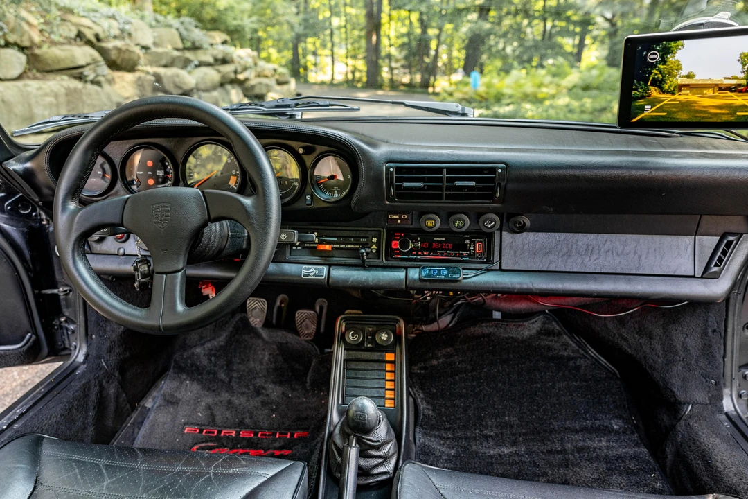 1984 Porsche 911 Carrera 3.2 - Image 29 of 31