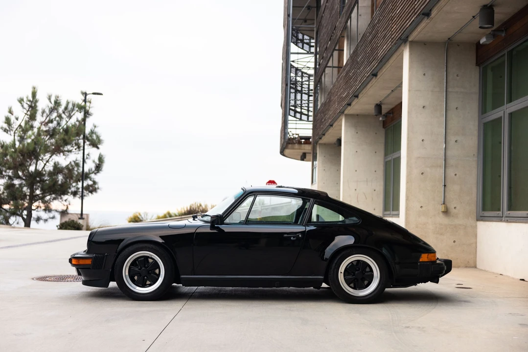 1984 Porsche 911 Carrera 3.2 - Image 15 of 31