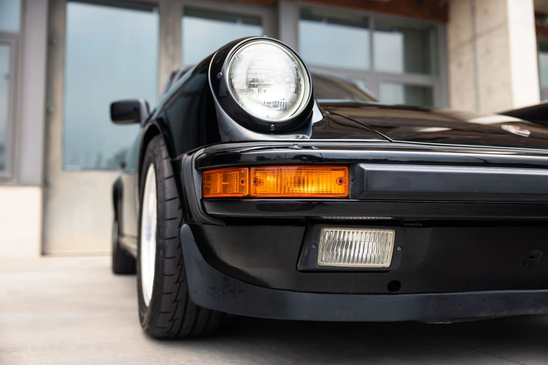 1984 Porsche 911 Carrera 3.2 - Image 27 of 31