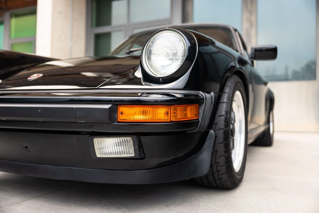 1984 Porsche 911 Carrera 3.2 - Image 28 of 31