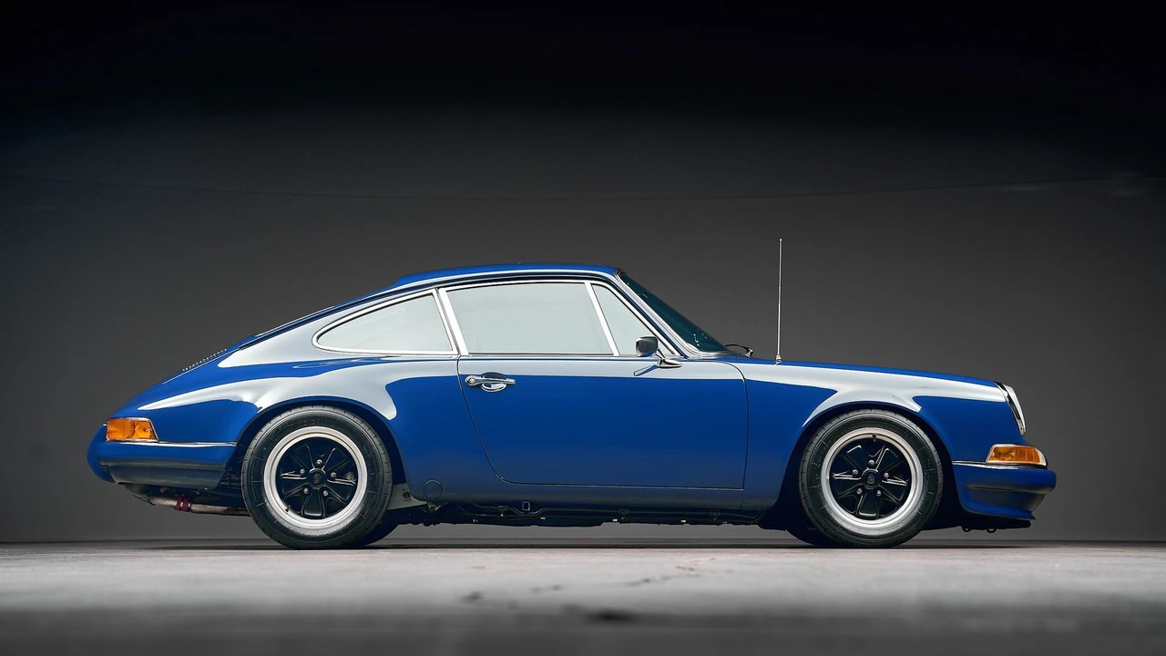 1984 Porsche 911 Carrera 3.2 - Image 2 of 15