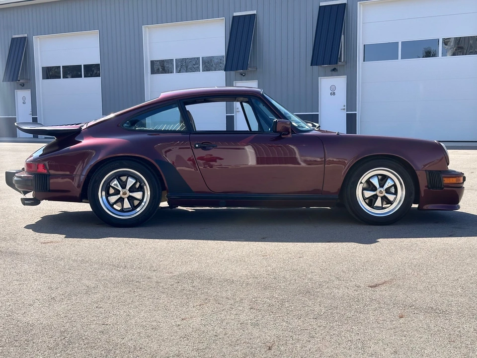 1984 Porsche 911 Carrera 3.2 - Image 12 of 31