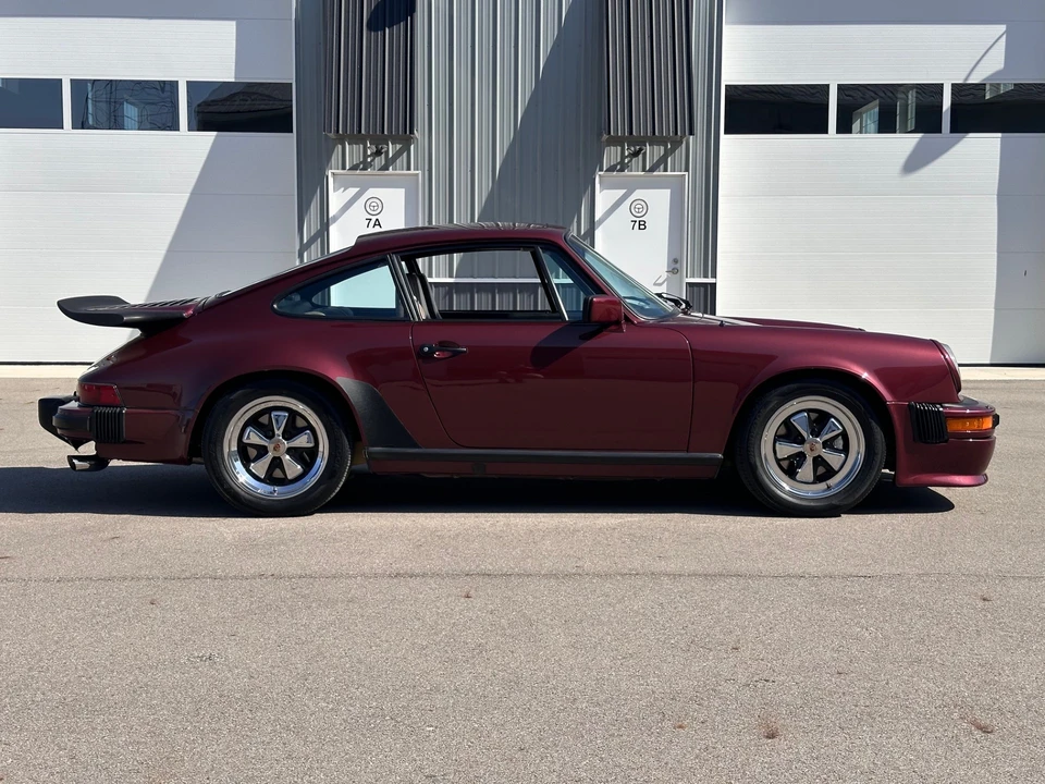1984 Porsche 911 Carrera 3.2 - Image 13 of 31