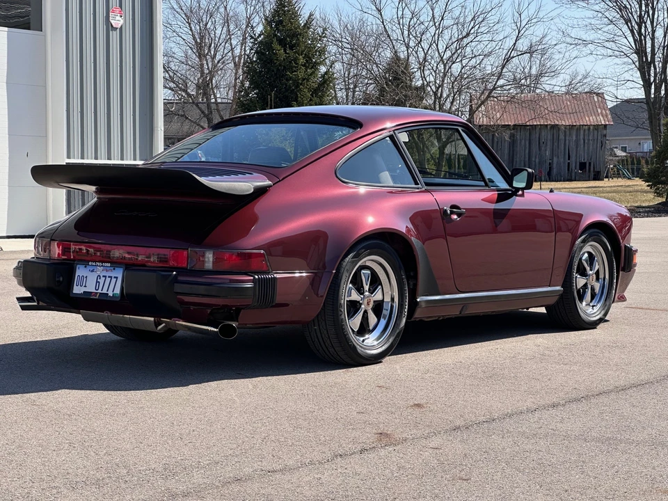 1984 Porsche 911 Carrera 3.2 - Image 10 of 31