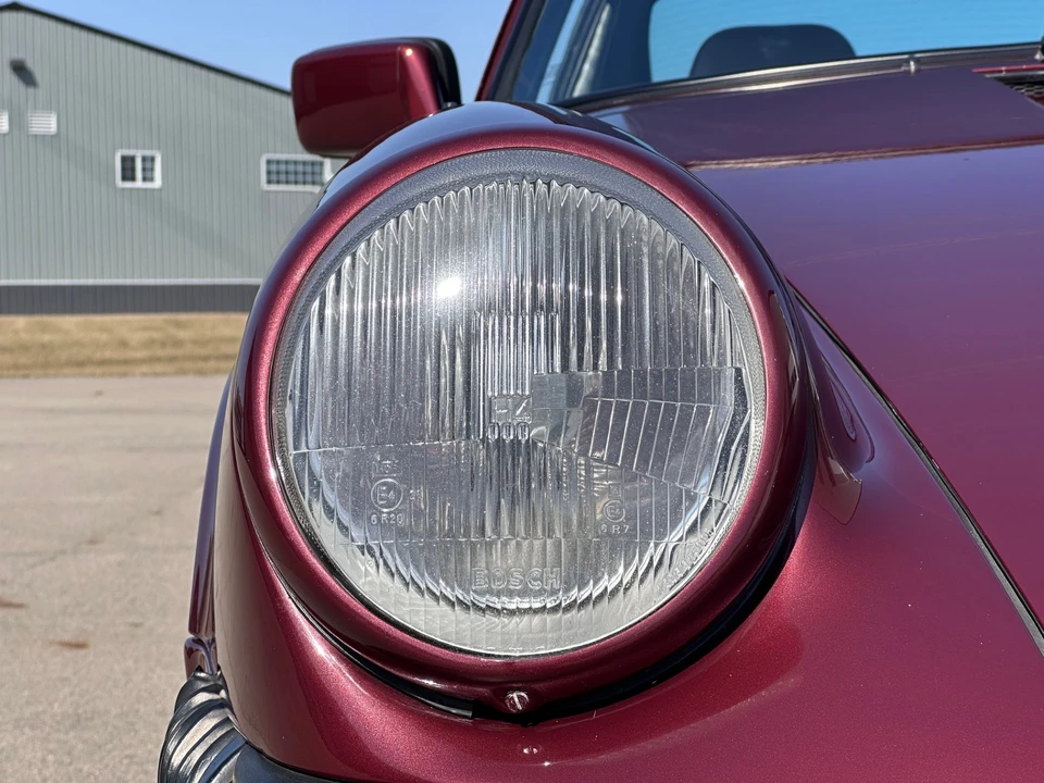 1984 Porsche 911 Carrera 3.2 - Image 17 of 31
