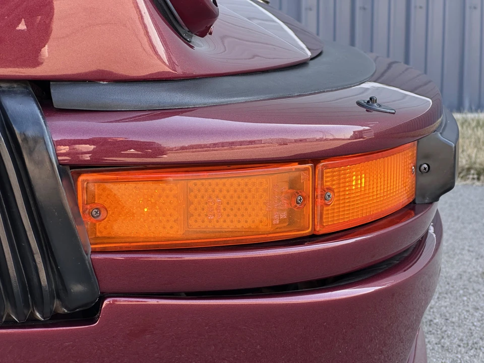 1984 Porsche 911 Carrera 3.2 - Image 27 of 31