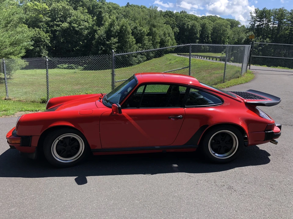 1984 Porsche 911 Carrera 3.2 - Image 2 of 31