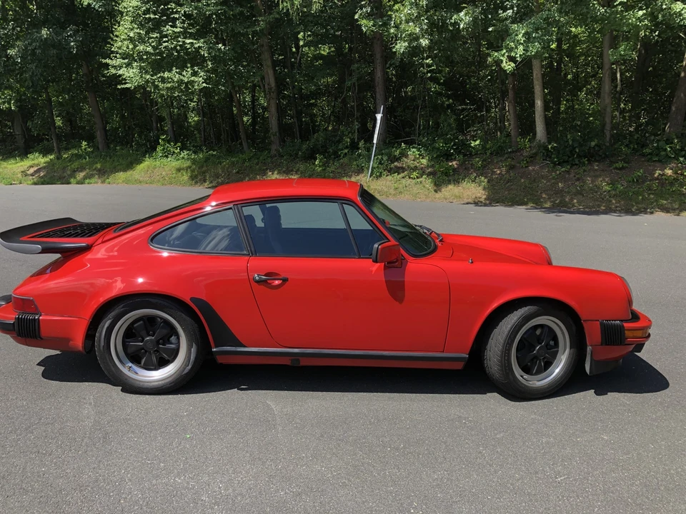 1984 Porsche 911 Carrera 3.2 - Image 7 of 31