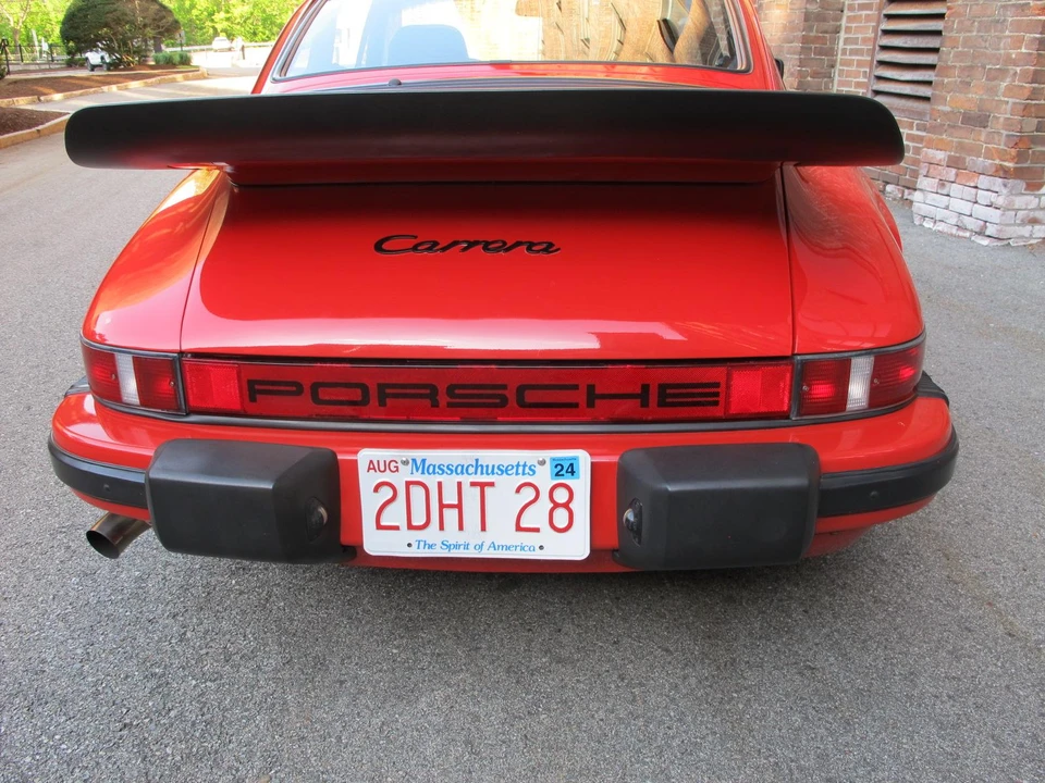 1984 Porsche 911 Carrera 3.2 - Image 24 of 31