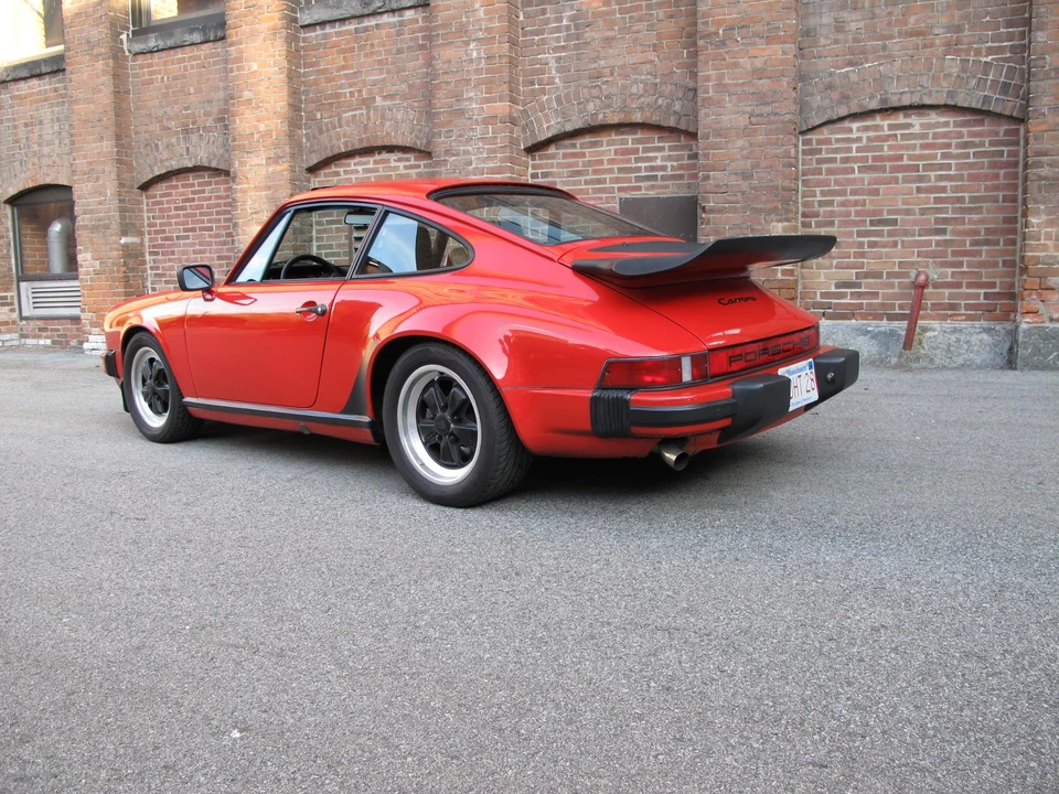 1984 Porsche 911 Carrera 3.2 - Image 8 of 31