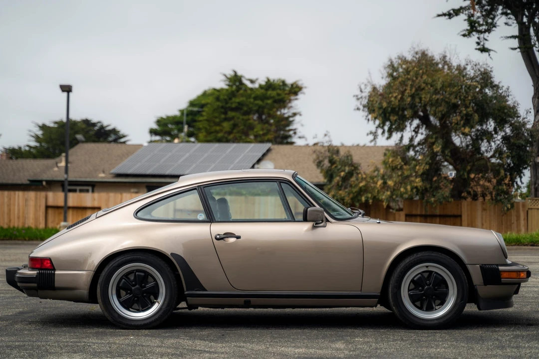 1984 Porsche 911 Carrera 3.2 - Image 10 of 31