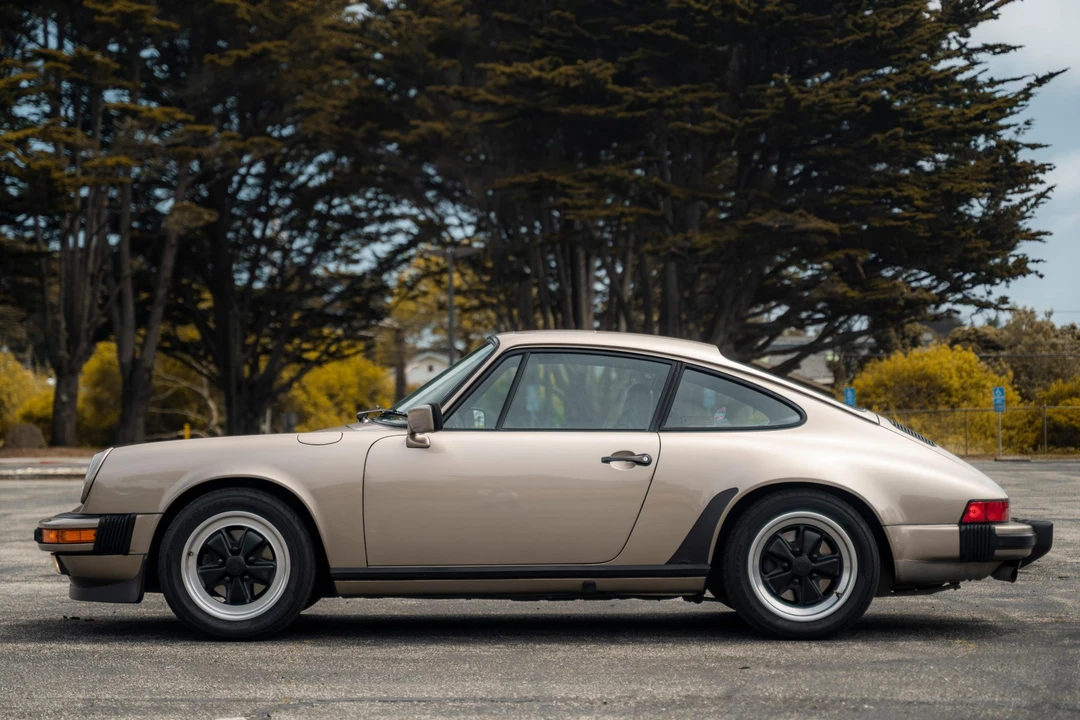1984 Porsche 911 Carrera 3.2 - Image 16 of 31