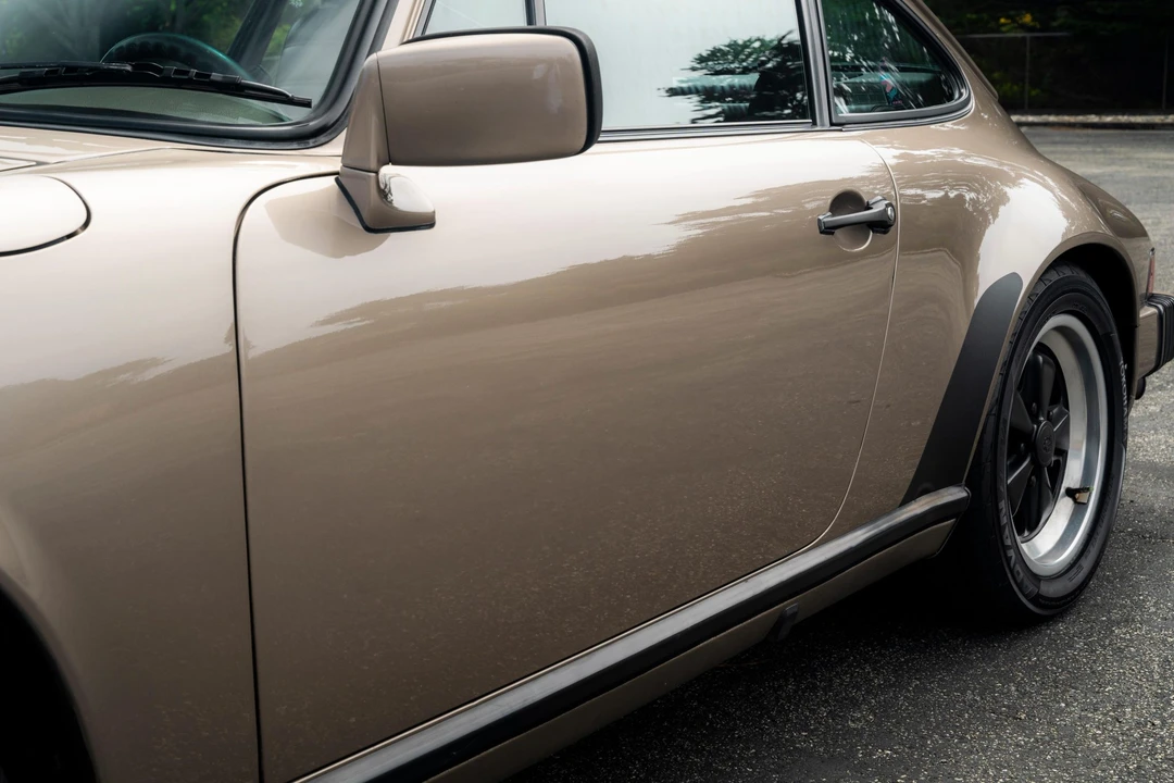 1984 Porsche 911 Carrera 3.2 - Image 28 of 31