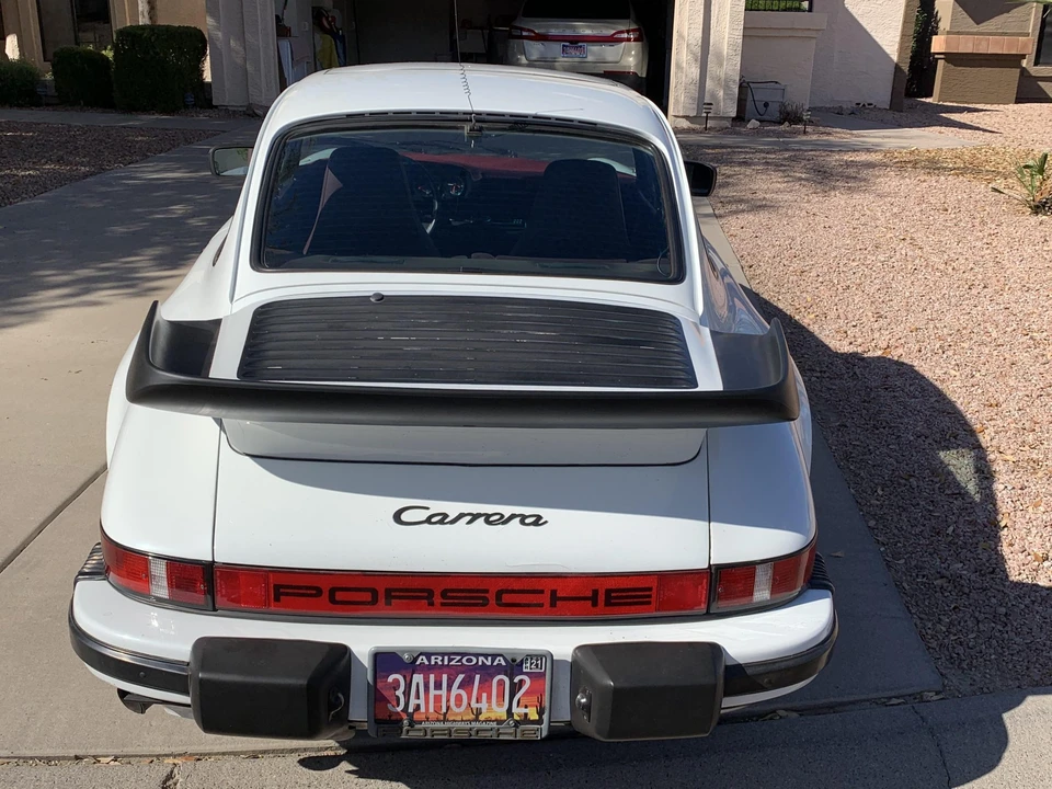 1984 Porsche 911 Carrera 3.2 - Image 17 of 31
