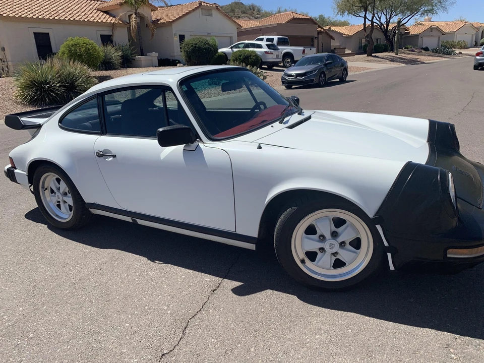 1984 Porsche 911 Carrera 3.2 - Image 11 of 31