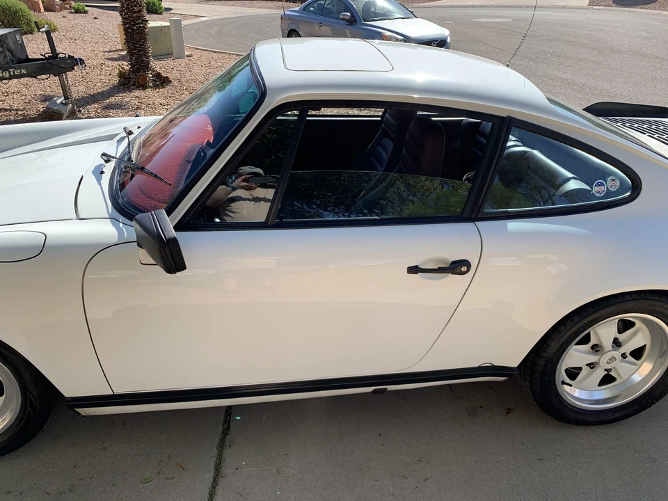 1984 Porsche 911 Carrera 3.2 - Image 23 of 31