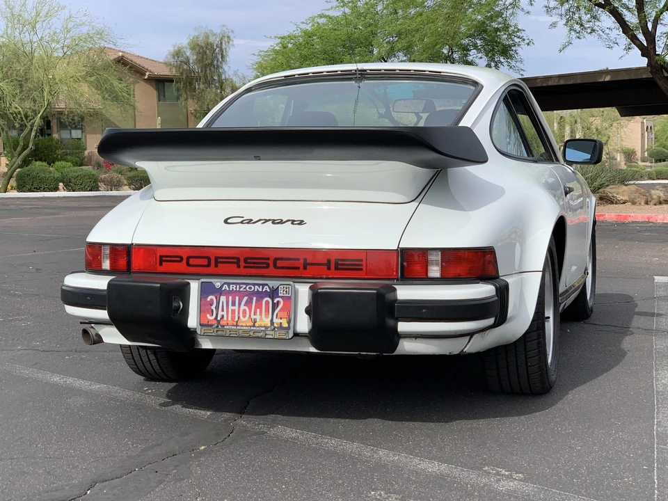 1984 Porsche 911 Carrera 3.2 - Image 16 of 31