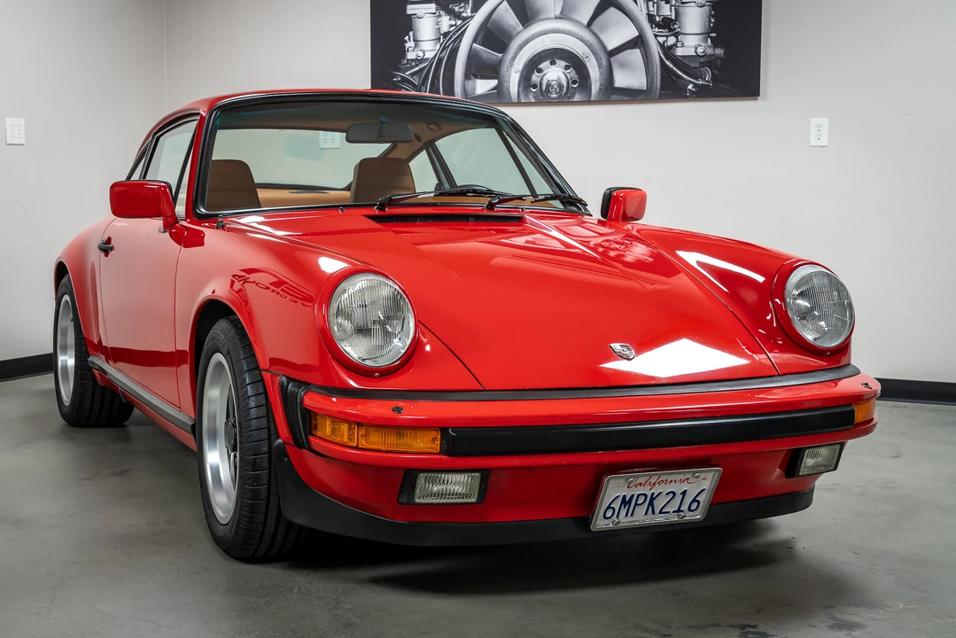 1984 Porsche 911 Carrera 3.2 - Image 13 of 31