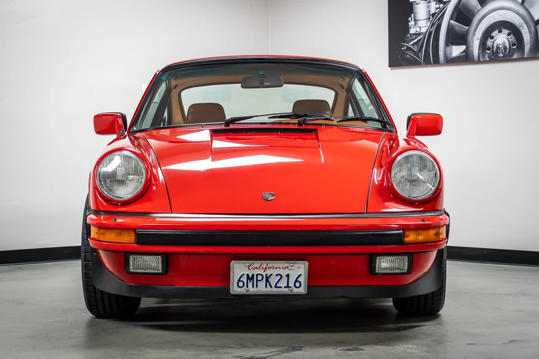 1984 Porsche 911 Carrera 3.2 - Image 11 of 31