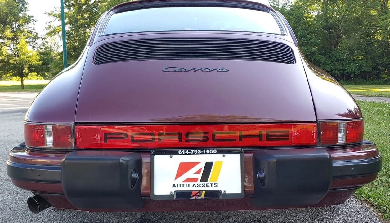 1984 Porsche 911 Carrera 3.2 - Image 10 of 31