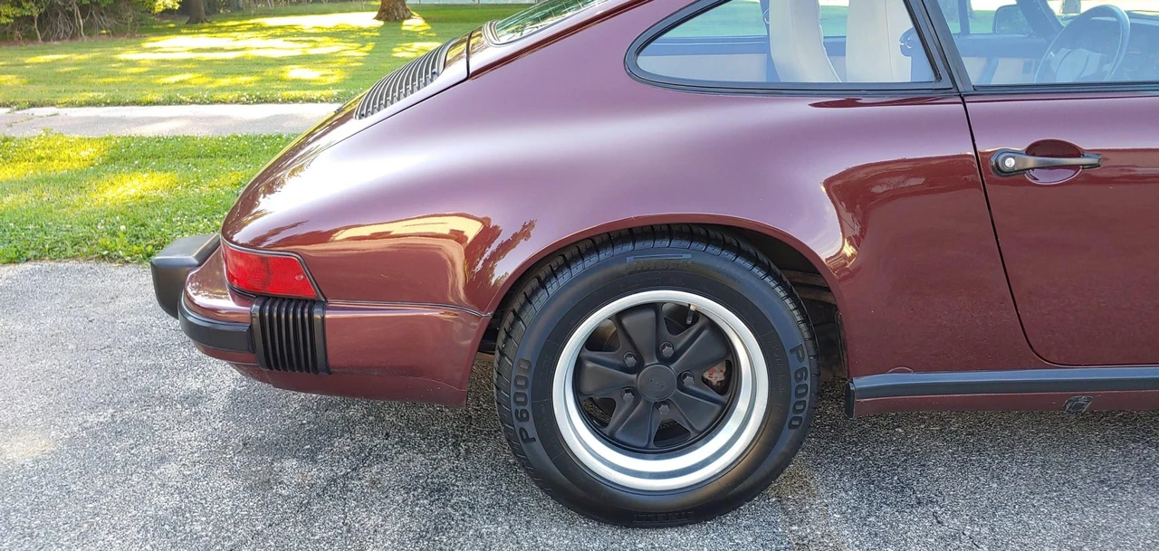 1984 Porsche 911 Carrera 3.2 - Image 24 of 31