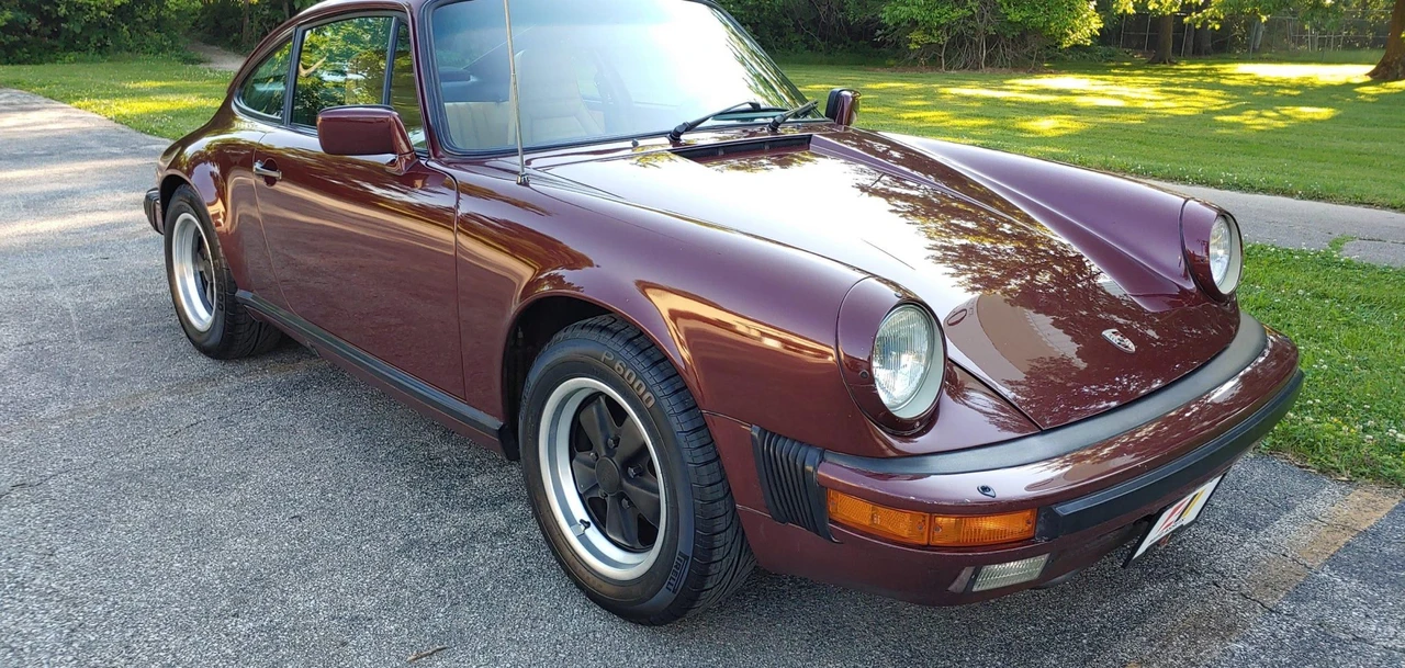 1984 Porsche 911 Carrera 3.2 - Image 17 of 31