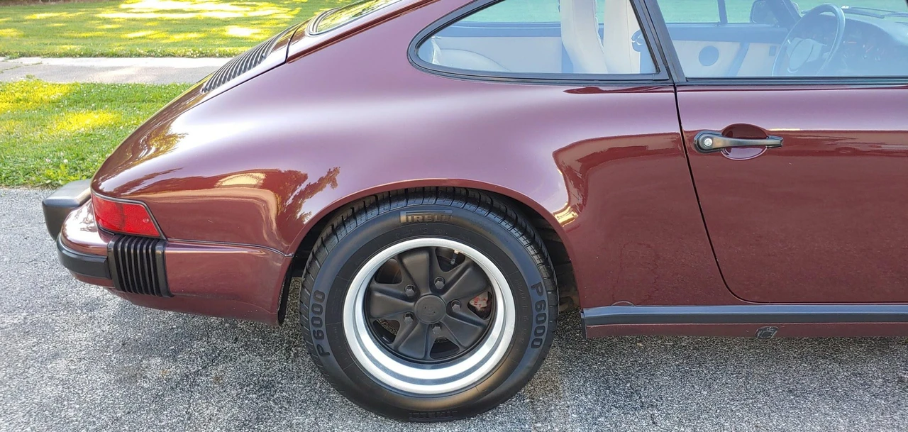 1984 Porsche 911 Carrera 3.2 - Image 28 of 31