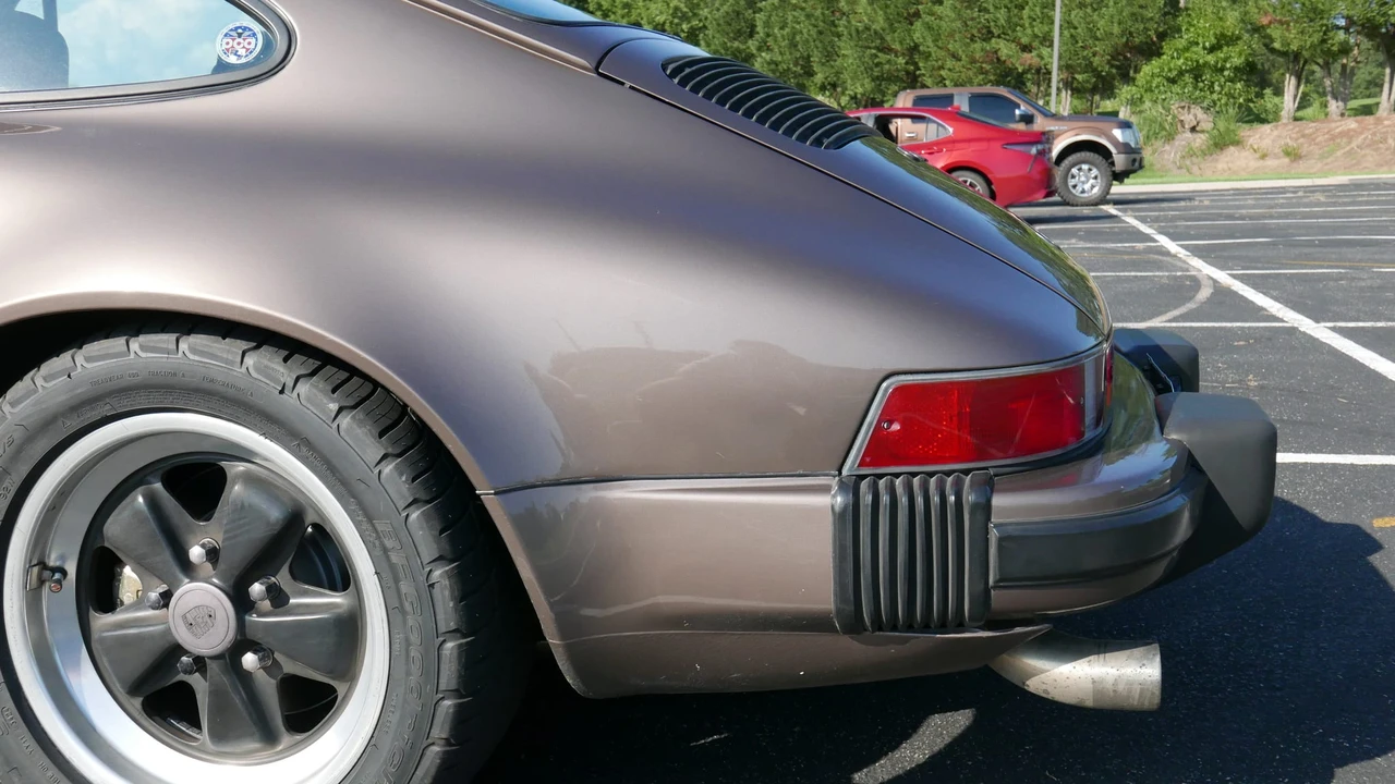 1984 Porsche 911 Carrera 3.2 - Image 20 of 31