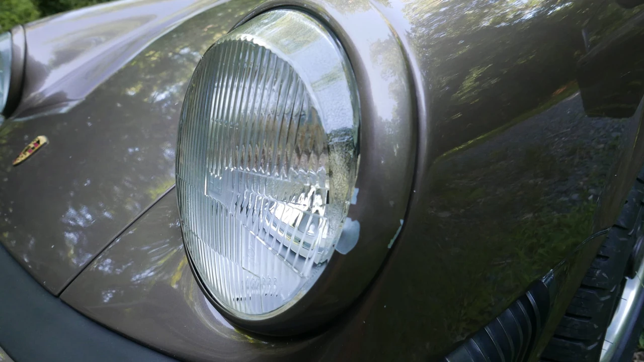 1984 Porsche 911 Carrera 3.2 - Image 26 of 31