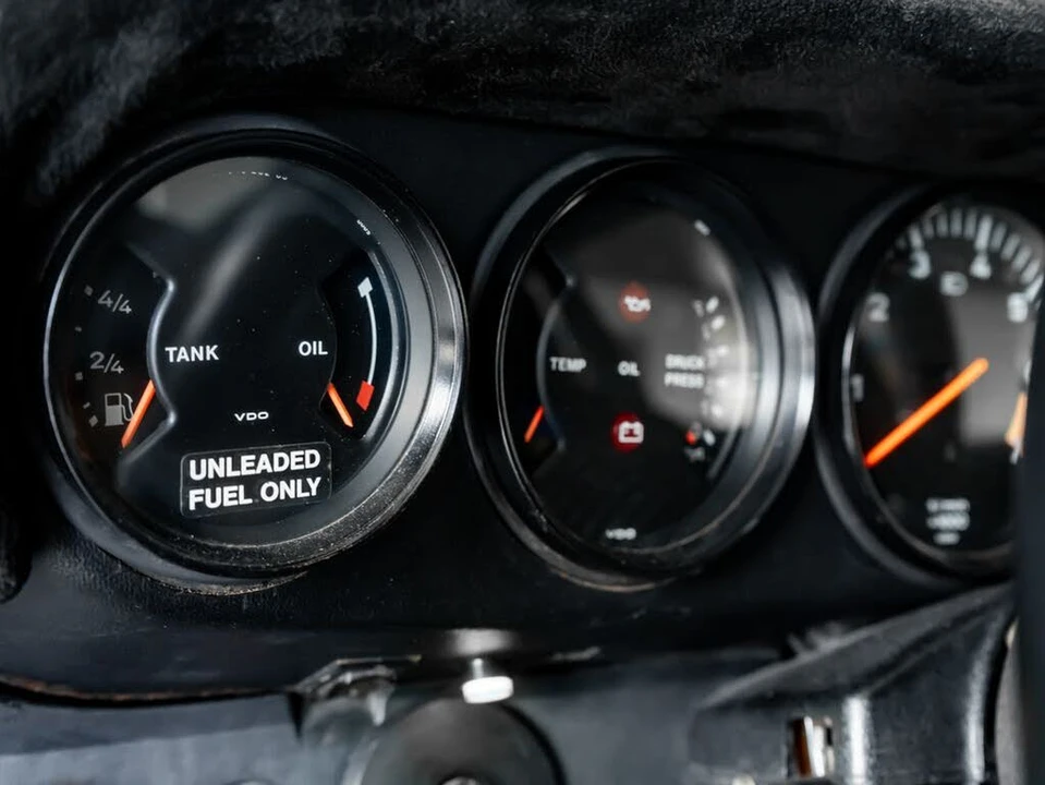 1984 Porsche 911 Carrera 3.2 - Image 16 of 31