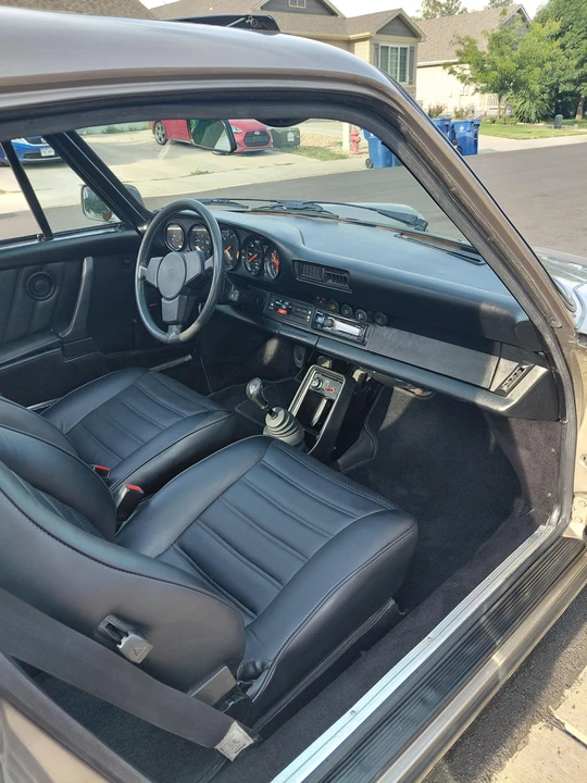 1984 Porsche 911 Carrera 3.2 - Image 27 of 31