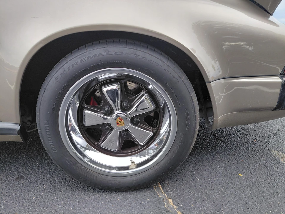1984 Porsche 911 Carrera 3.2 - Image 13 of 31