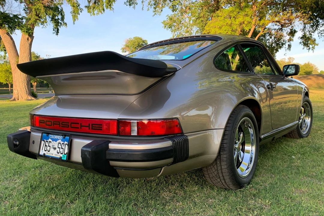 1984 Porsche 911 Carrera 3.2 - Image 4 of 31