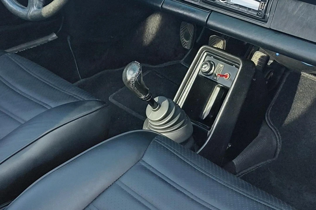 1984 Porsche 911 Carrera 3.2 - Image 18 of 31