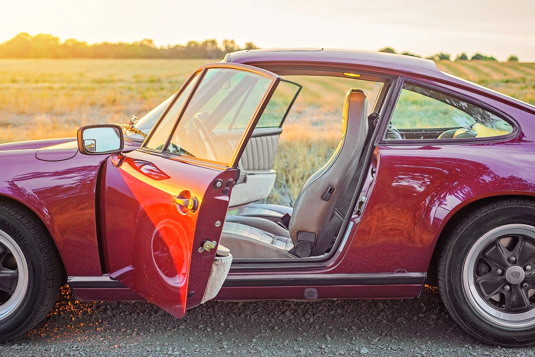 1984 Porsche 911 Carrera 3.2 - Image 28 of 31