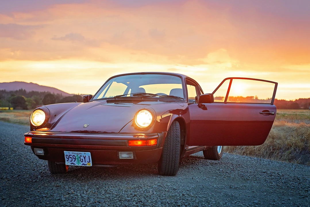 1984 Porsche 911 Carrera 3.2 - Image 25 of 31