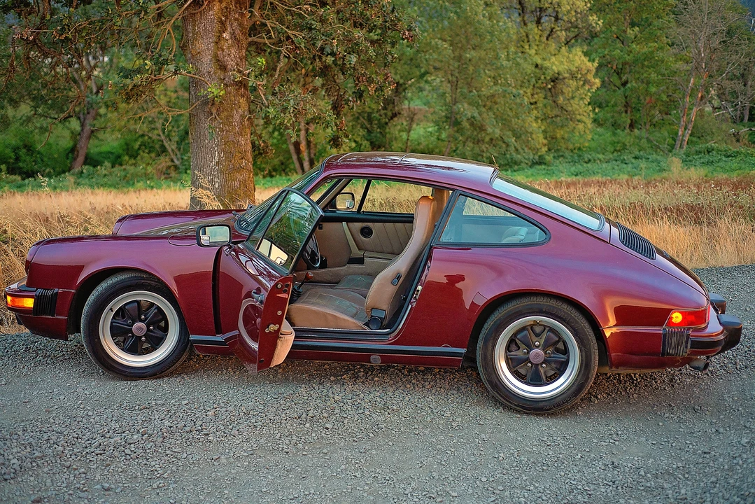 1984 Porsche 911 Carrera 3.2 - Image 27 of 31