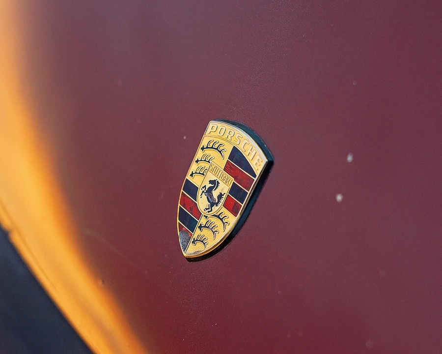 1984 Porsche 911 Carrera 3.2 - Image 16 of 31