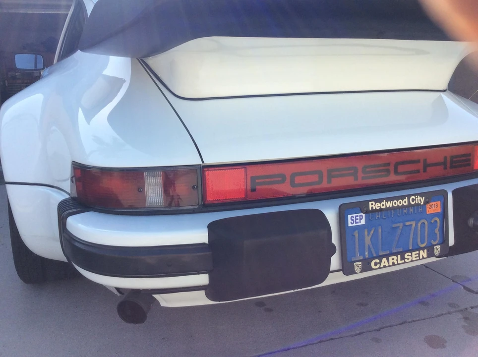 1984 Porsche 911 Carrera 3.2 - Image 23 of 31