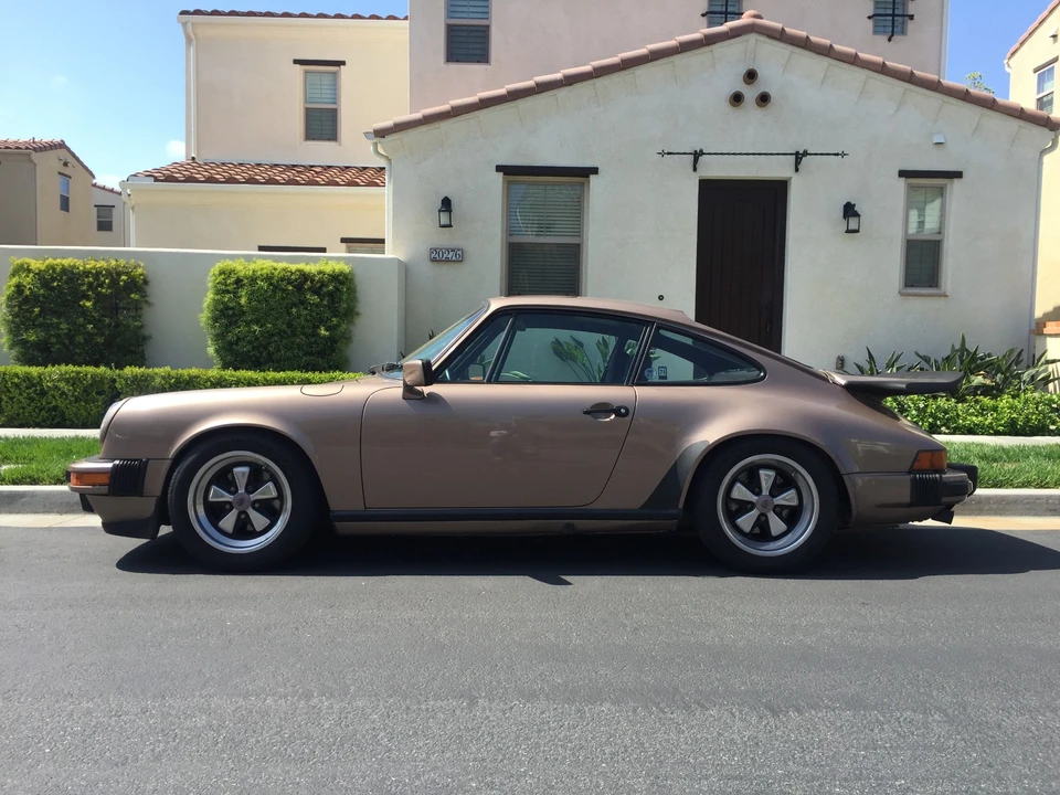 1984 Porsche 911 Carrera 3.2 - Image 5 of 31