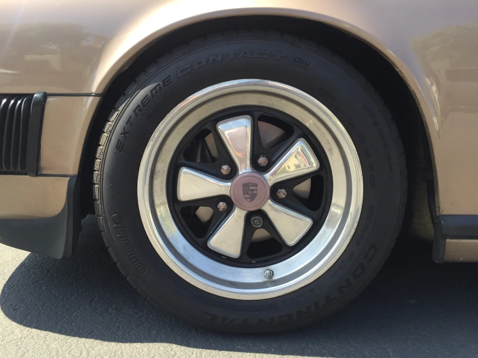 1984 Porsche 911 Carrera 3.2 - Image 17 of 31