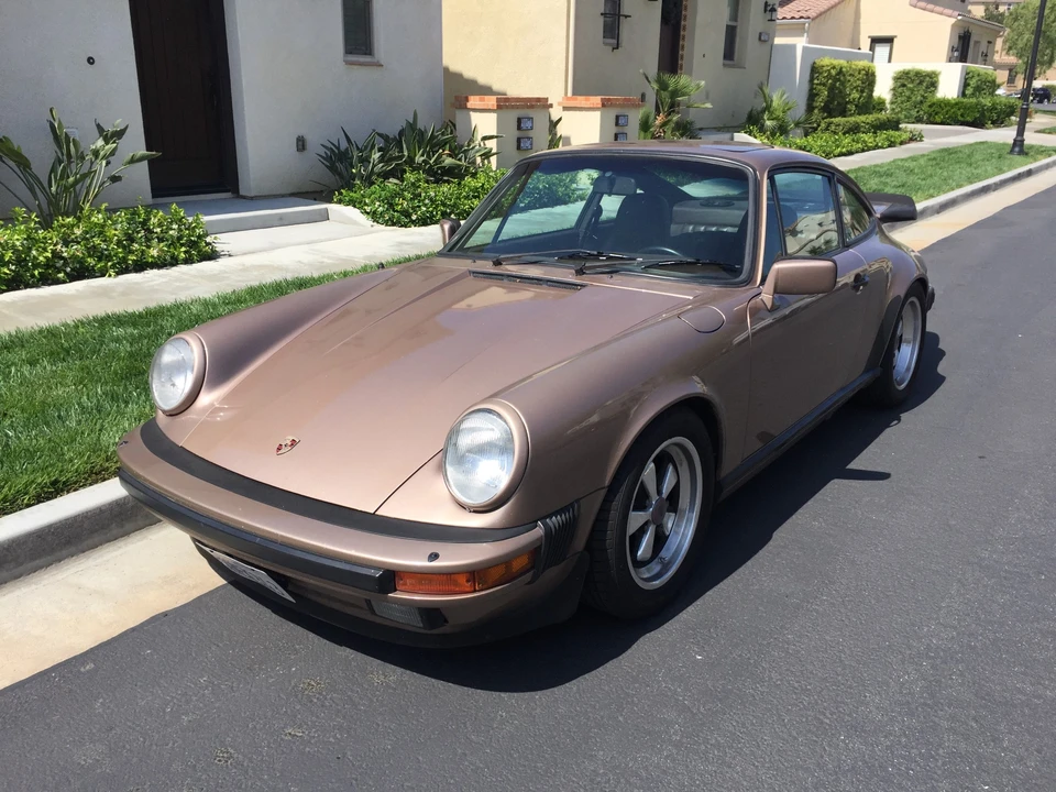 1984 Porsche 911 Carrera 3.2 - Image 7 of 31