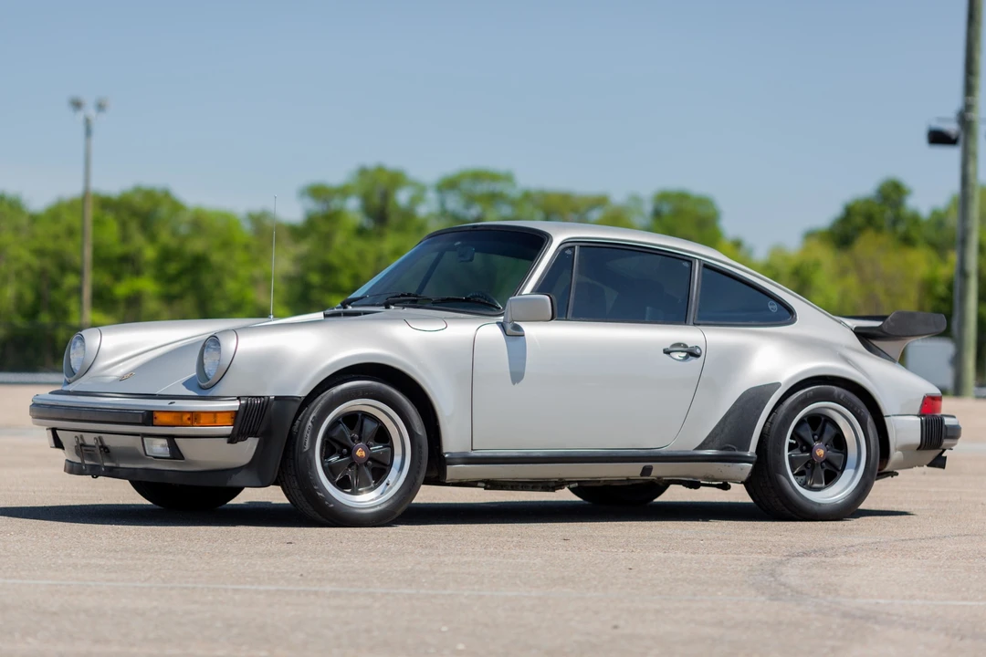 1984 Porsche 911 Carrera 3.2 - Image 6 of 31