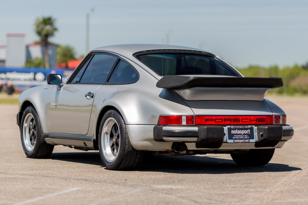 1984 Porsche 911 Carrera 3.2 - Image 9 of 31