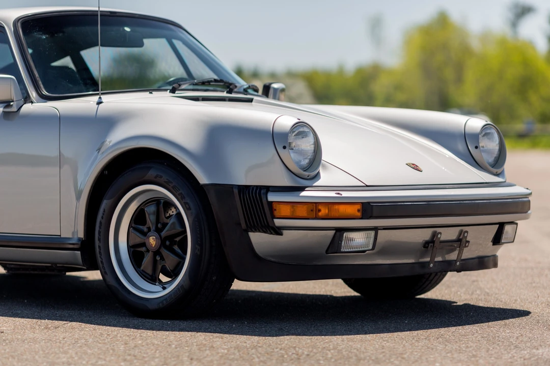 1984 Porsche 911 Carrera 3.2 - Image 14 of 31