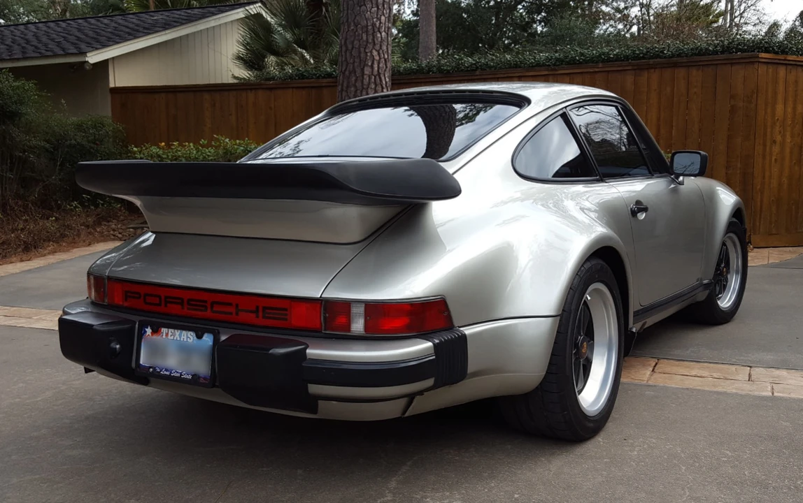 1984 Porsche 911 Carrera 3.2 - Image 12 of 31